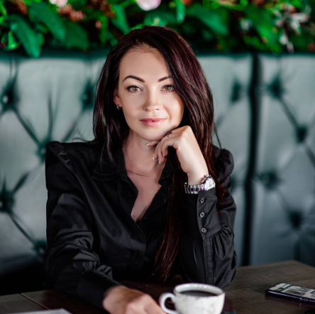 Наталья <br>Зверева